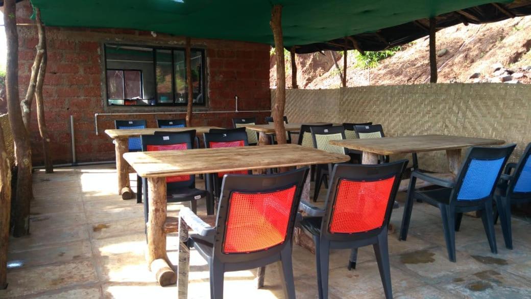 Vinee'S Kitchen And Motel Koynanagar Ngoại thất bức ảnh
